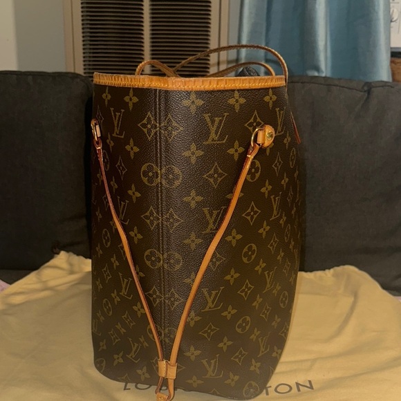 Louis Vuitton Brown Neverfull Tote Bag Iconic Monogram - Picture 4 of 16
